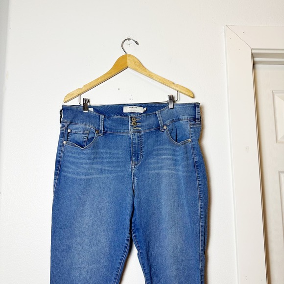 Torrid Jeggings Blue Skinny High Waisted Jeans sz 20R - Picture 2 of 7